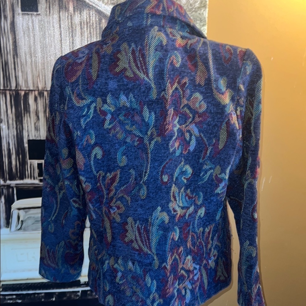 Women's Multicolor Patterned Jacket - Picture 5 of 6